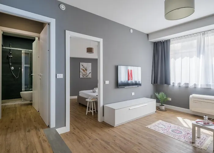 No 32 - Modern Luxury Apartament *