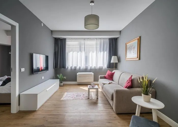 No 32 - Modern Luxury * Florença